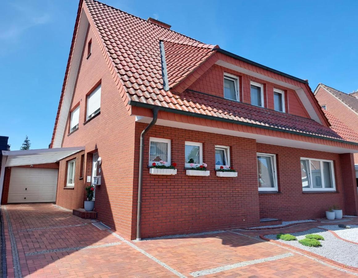 Ferienwohnung Leni Erstes Og Inkl Balkon Gartenblick Kostenfreier Parkplatz Stadtnah Aber Ruhig Gelegen Meppen Dış mekan fotoğraf